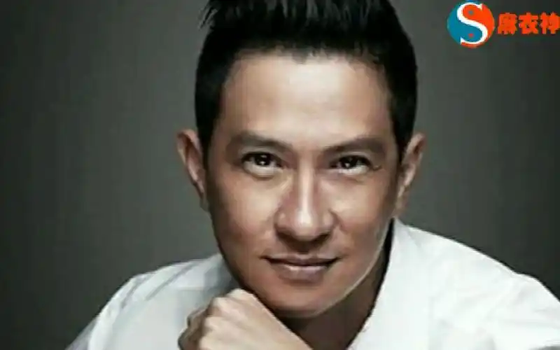 长有"悬胆鼻"的人能娶到一个贤淑的妻子,属于越老越有福气的面相