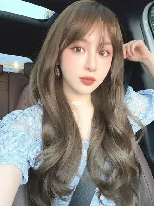 不用漂的发色浅色推荐