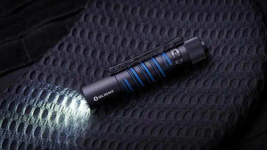 edc手电就要简单直接高效体验olighti5teos手电