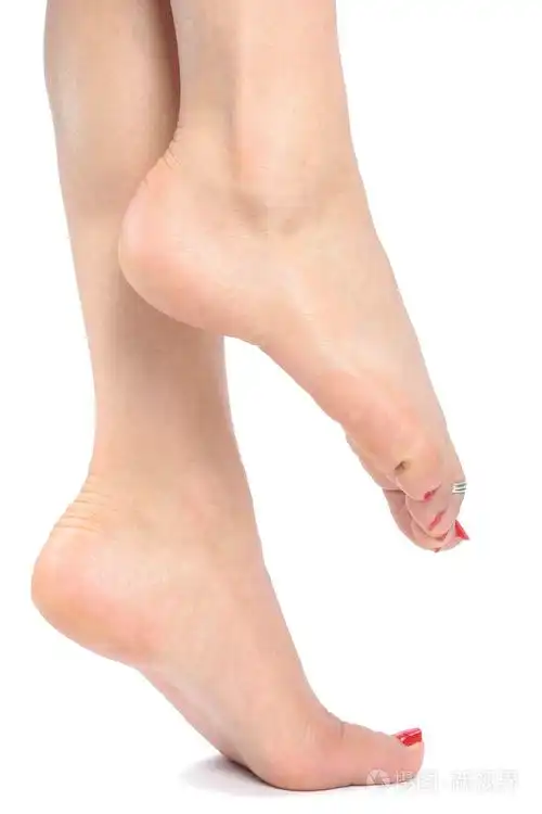 在白色背景的女人脚
