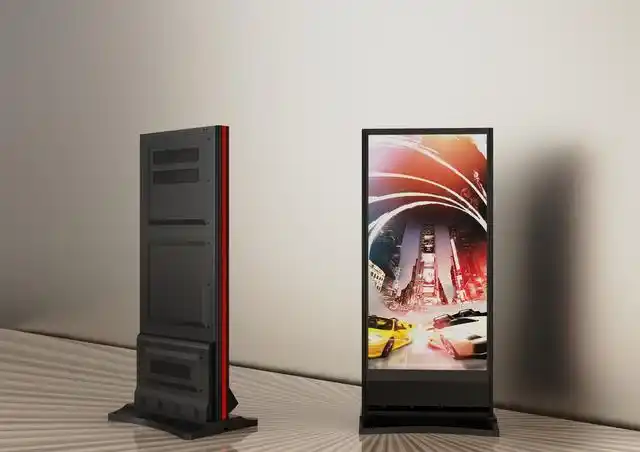 随着户外led广告机产业的发展越来越趋向于成熟,通过与新技术融合