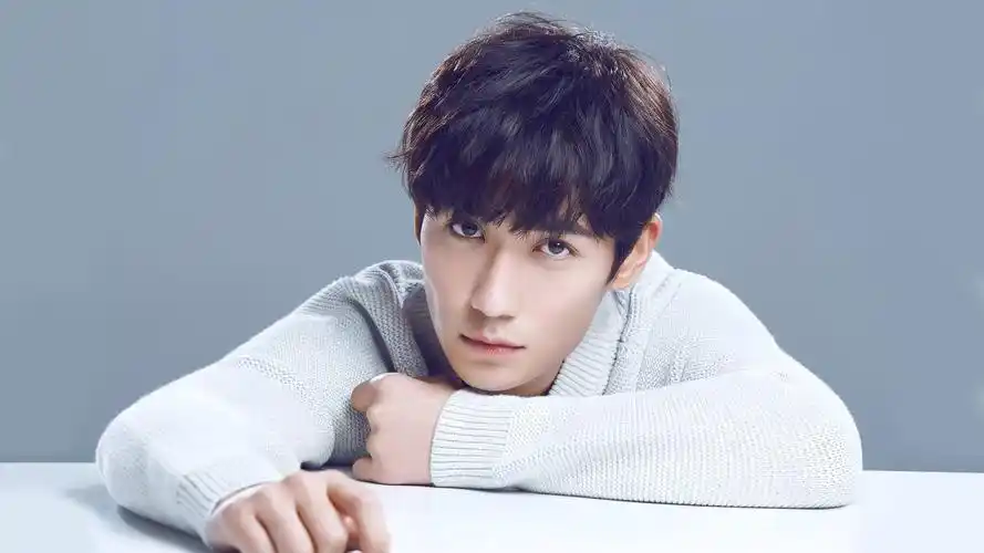 朱一龙 镇魂 明星风尚壁纸