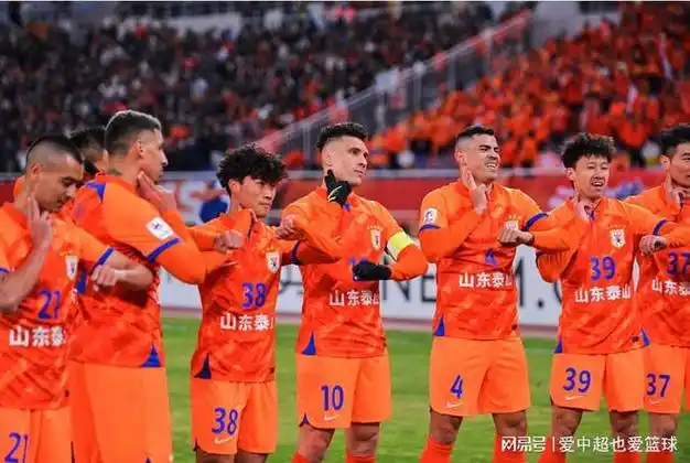 泰山"防卫过当"亚冠灌对手6个!|鲁能|中超|山东省|暴力行为_网易订阅