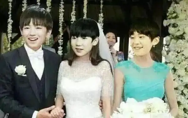 王俊凯婚纱照曝光当看到新娘后粉丝一定要一直在一起