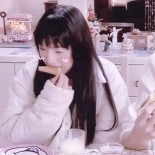 姐妹们有这个湘琴的情头吗