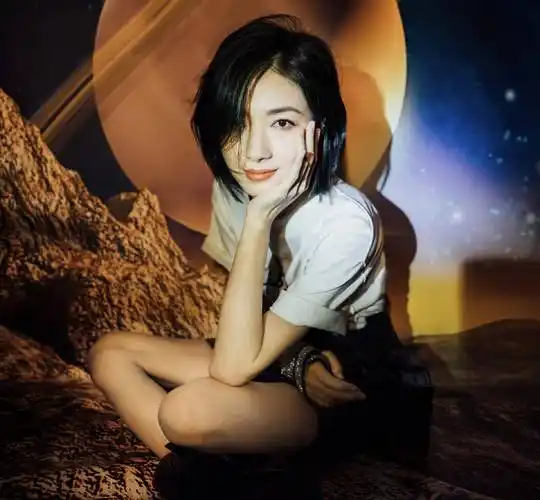 李斯丹妮_人气_合作