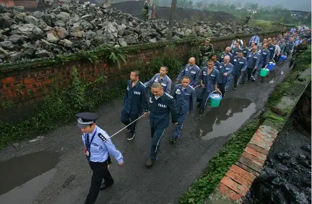 看完才明白有多讲究|犯人|牢房|坐牢_网易订阅