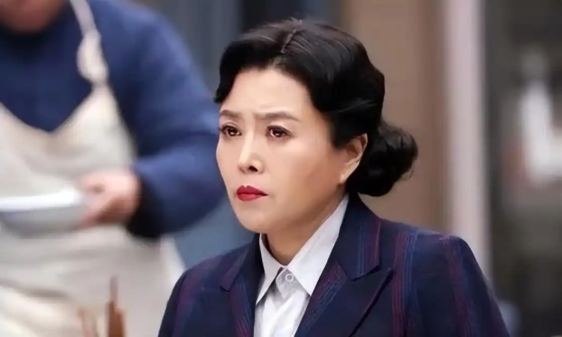 回顾孙红雷:与丁嘉丽分手20年后,娶海归美女喜当爹,如今定居海外!