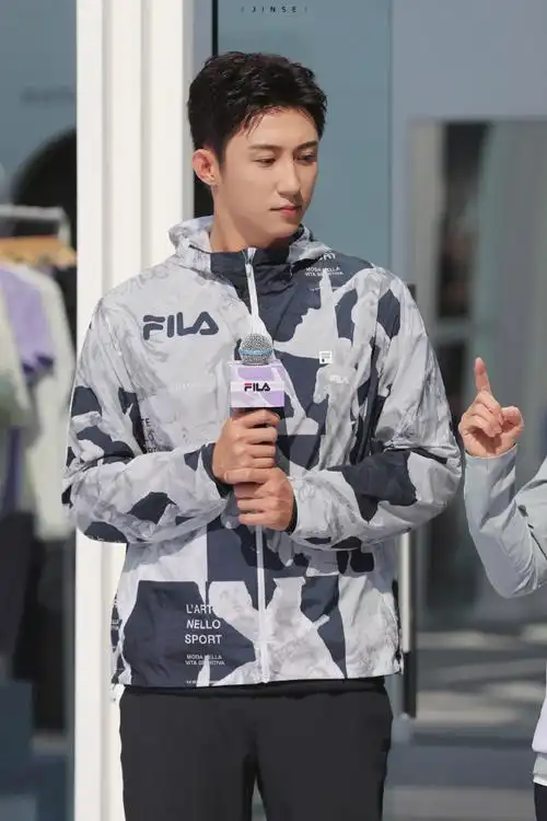 黄景瑜fila时尚运动代言人