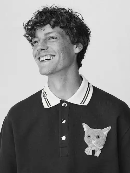 gucci男模来了网球界哈卷辛纳