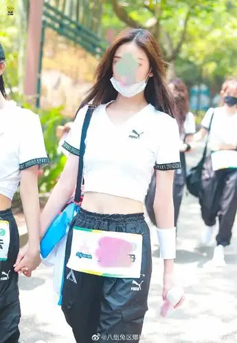 创3新训练服出炉,创造营2020三套服装,大. 来自艾玛酱娱乐手册 - 微博