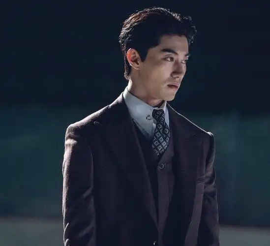 我们追捧文森佐,其实是件很悲伤的事?