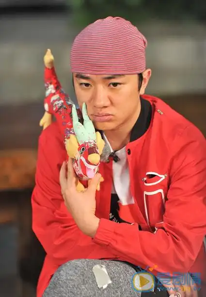 王祖蓝《奔跑吧兄弟》节目照  王祖蓝个人资料简介