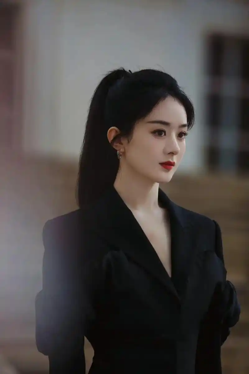 [cp]赵丽颖高马尾西装造型大片来啦～赵丽颖高马尾西装造型大 - 抖音