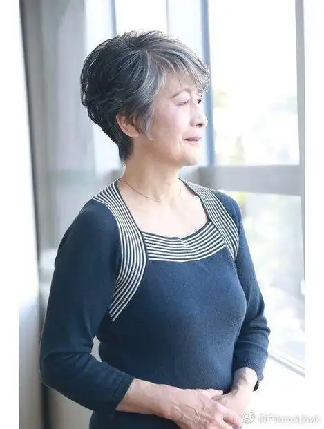 60到80岁女性,发型可以试试这三种,利落时尚很精致