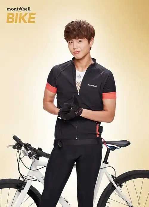 【2016.04.11】【明星】朴宝剑户外画报秀肌肉 花美男变真男人