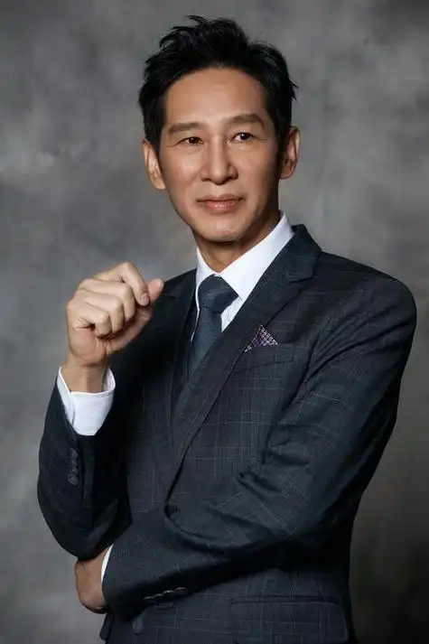 王劲松牙都咬碎,竟有人制造他的黄谣!