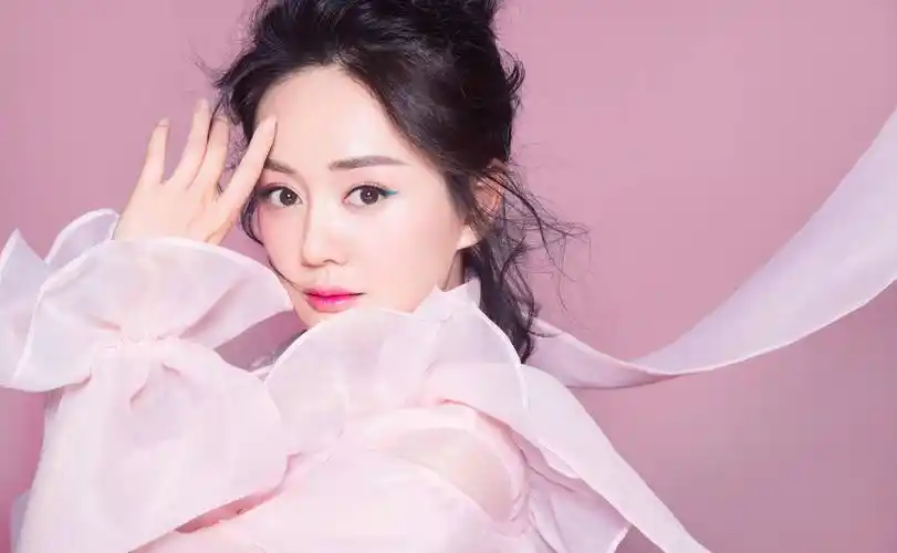 她嫁大15岁优秀演员,相识3天闪婚,今仍在租房子住_张定涵_王志飞_感情