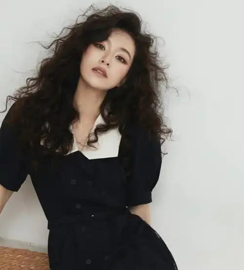 1的女生烫发_女生卷发 - 美发站