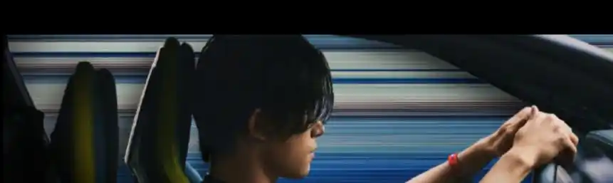 易烊千玺晒车内氛围感随拍,少年感受着风驰电掣的快感,真的好热血!