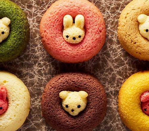 零食日本直邮可爱爱小动物甜甜圈小兔子点心礼盒传统西式糕点