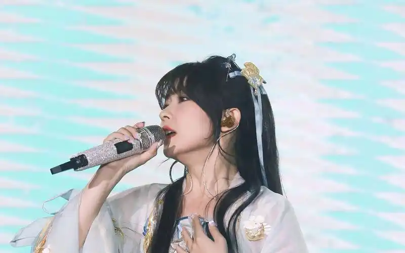 【赖美云】寻常梦 竖版直拍