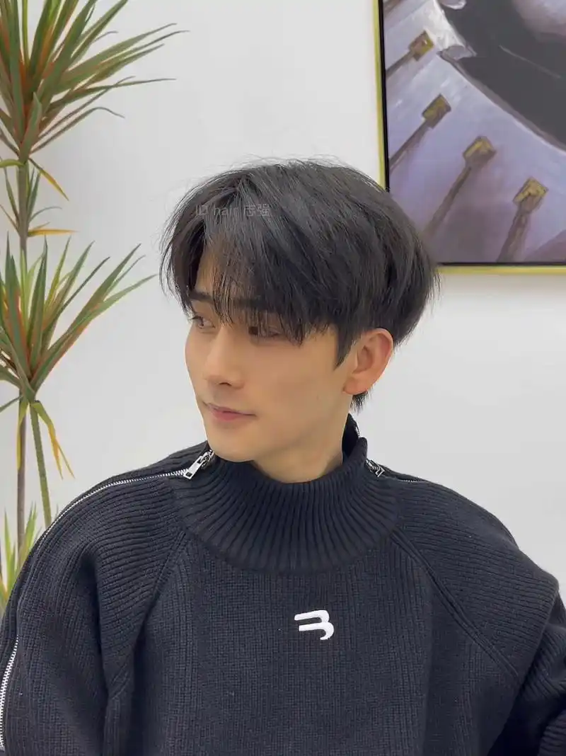 男生自然微分碎盖 是不是你喜欢的样子?