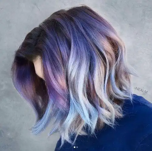 2018年下半年流行的霓虹星空发色