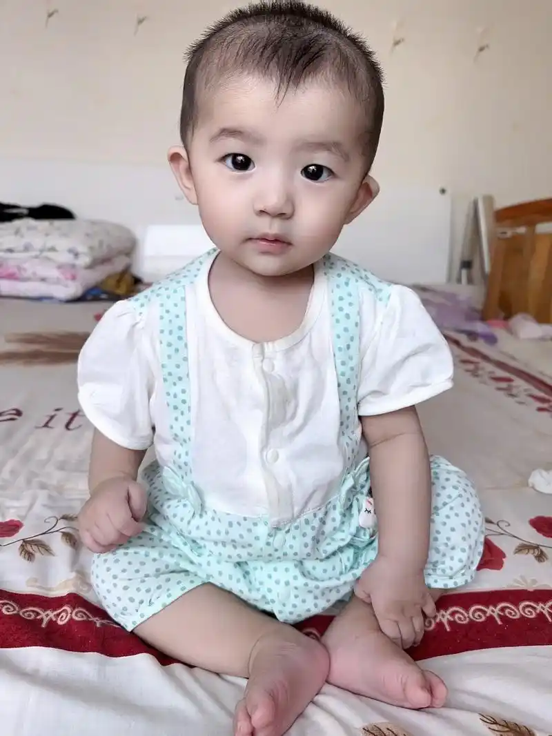 六个月的92#小宝宝 #宝宝照片千千万 - 抖音
