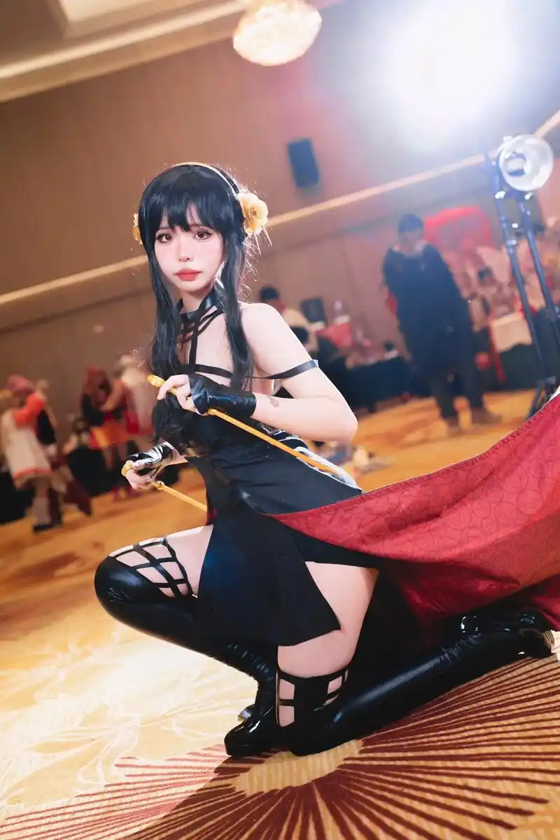 #cos #cosplay #间谍过家家 #约尔 #二次元 - 抖音