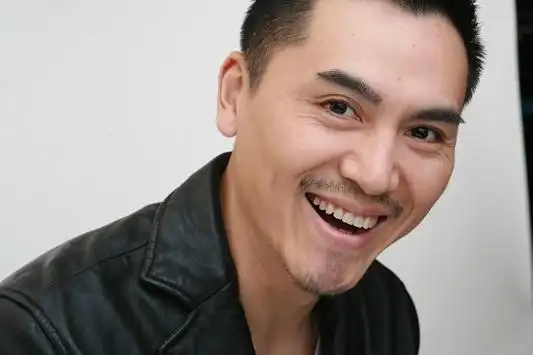 淳于珊珊做客《让快乐飞》 另类耍宝惹笑点