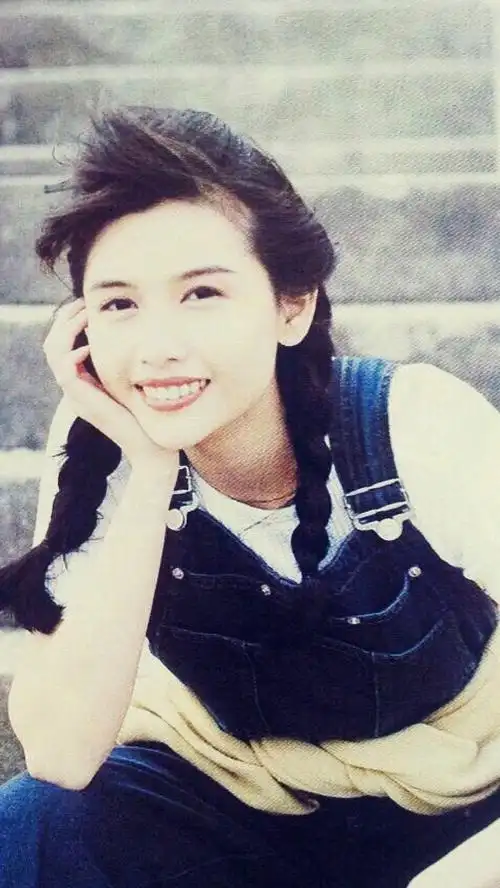 旧时光里的邱淑贞,笑容甜美,宅男第一女神名不虚传!