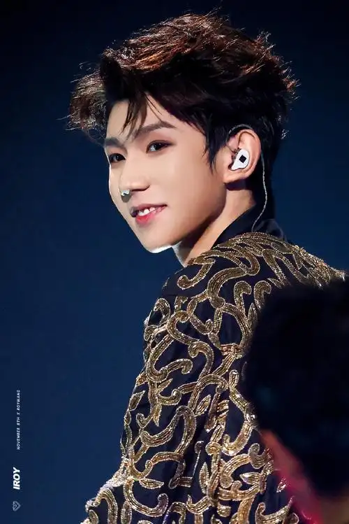 王俊凯王源 扫鼠岭