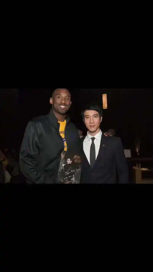 泪目科比生前和王力宏的这段对话引发无数人的深入思考科比生日快