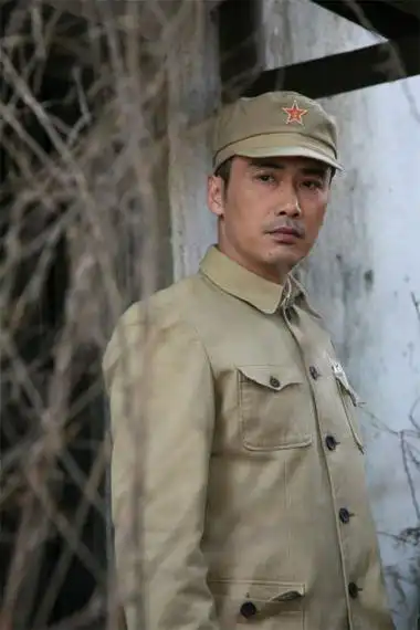 电视前沿 电视剧《告密者》专题 > 正文  新浪娱乐讯 由柳云龙携手