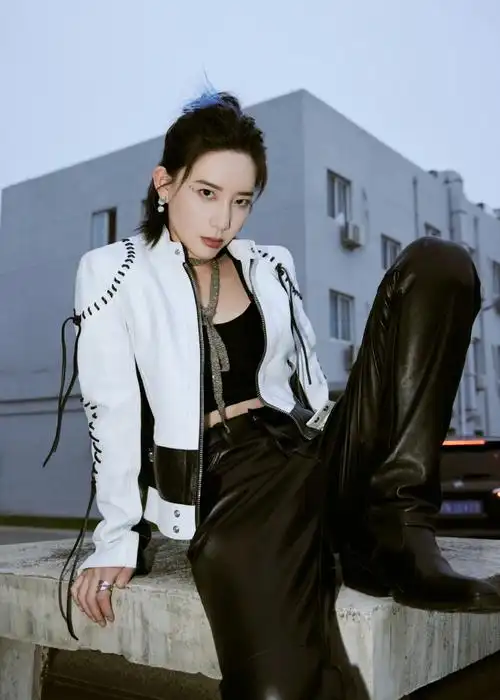 zadigvoltaire飒迪格##李斯丹妮##李斯丹妮超话