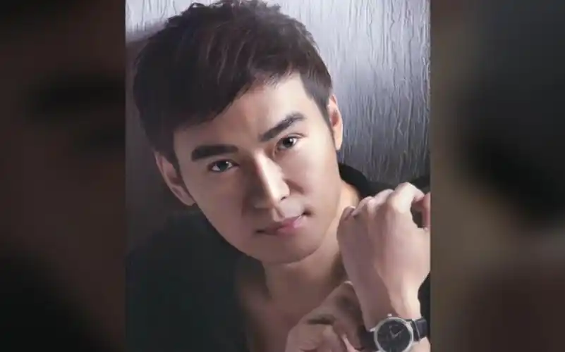 焦恩俊老大代言的西腾手表拍摄花絮和成品照片