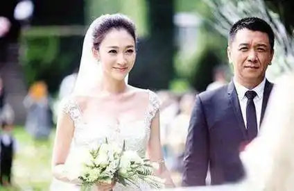 李小冉现实版掌中之物女主被前任监听4年男闺蜜砸5亿迎娶她