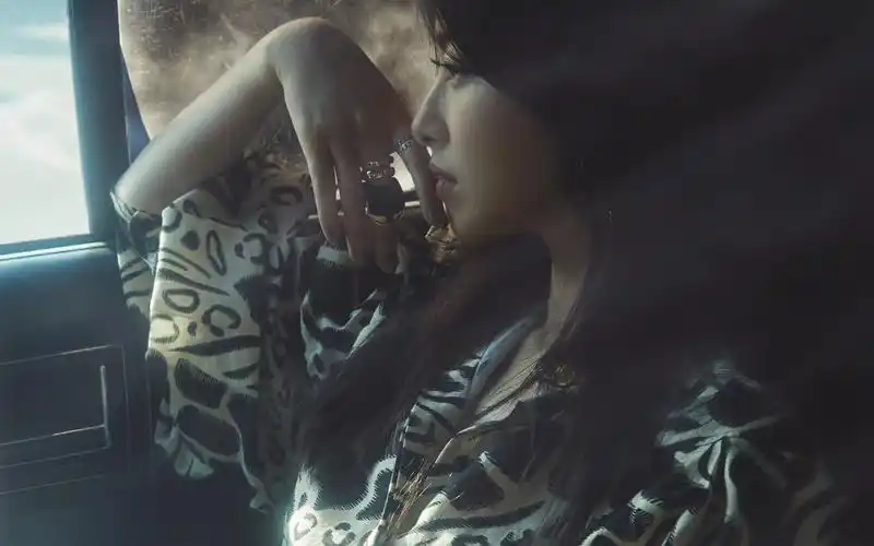 朱珠性感高腰短裤桌面壁纸高清大图预览1920x1200_大陆明星下载_美桌