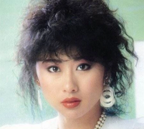 叶倩文年轻时有多美?一组图片告诉你,冰清玉洁,美得不可方物