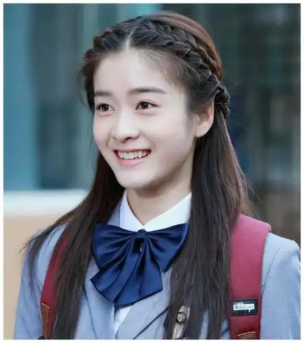 演艺圈长着一颗"最美小虎牙"的张雪迎,颜值演技双双在线