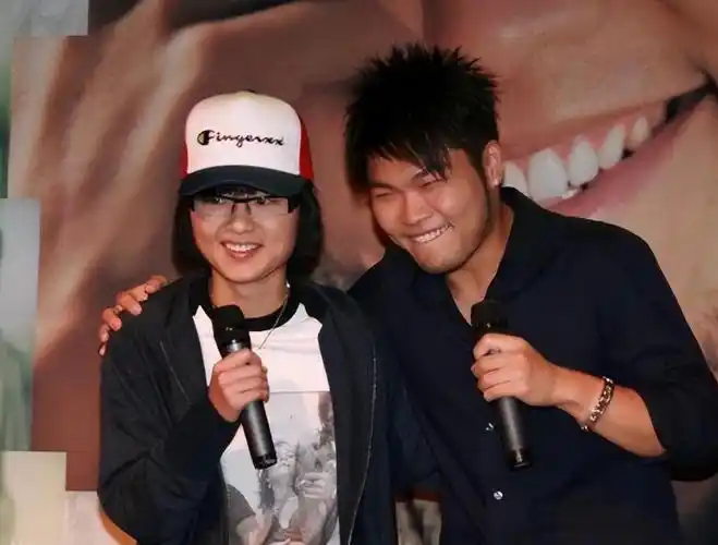 回顾周笔畅:三段感情都失败,38岁仍未婚,喜欢享受独处的时光!