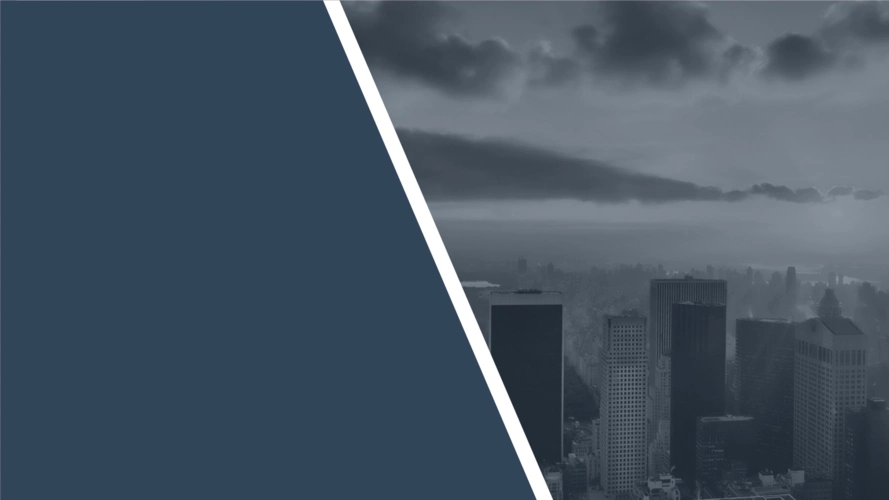 ppt课件_2017高冷简约大图风年终工作汇报模板.ppt