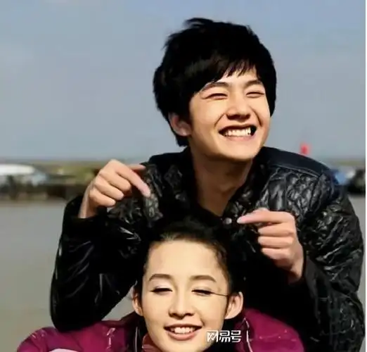 被国家秘密培养20年, 李沁转头就进了娱乐圈, 这或许和杨洋有关!