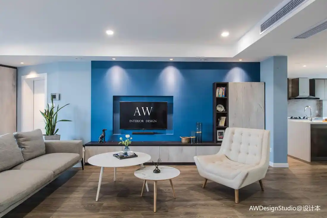 客厅淡蓝色墙面配什么材质的墙纸装修效果图