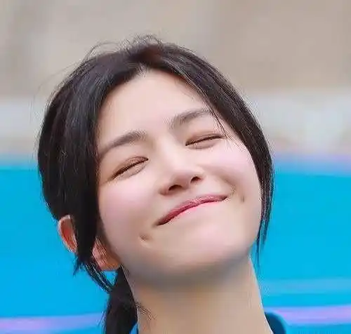 盘点娱乐圈5位有酒窝女星,第一位美丽,第二位可爱,你喜欢谁呢_唐艺昕