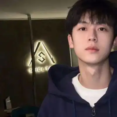 探探专用头像男高清真实照片男生帅气头像个性真人头像图片