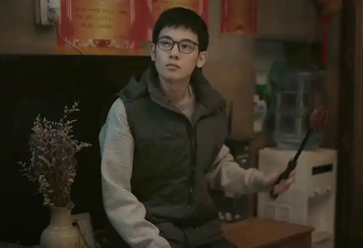 大考高考叠满buff胡先煦王骁上演父慈子孝家庭地位明显