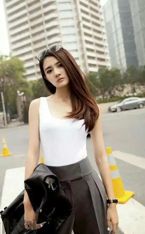 因乔任梁的去世被置于舆论巅峰,两个人曾经在《我们相爱吧》中组cp