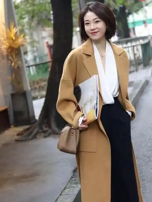 40岁女人开春怎么穿一眼就心动的气质穿搭高级洋气